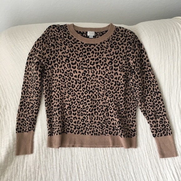 a new day Sweaters - A New Day Target Leopard print Sweater sz L
